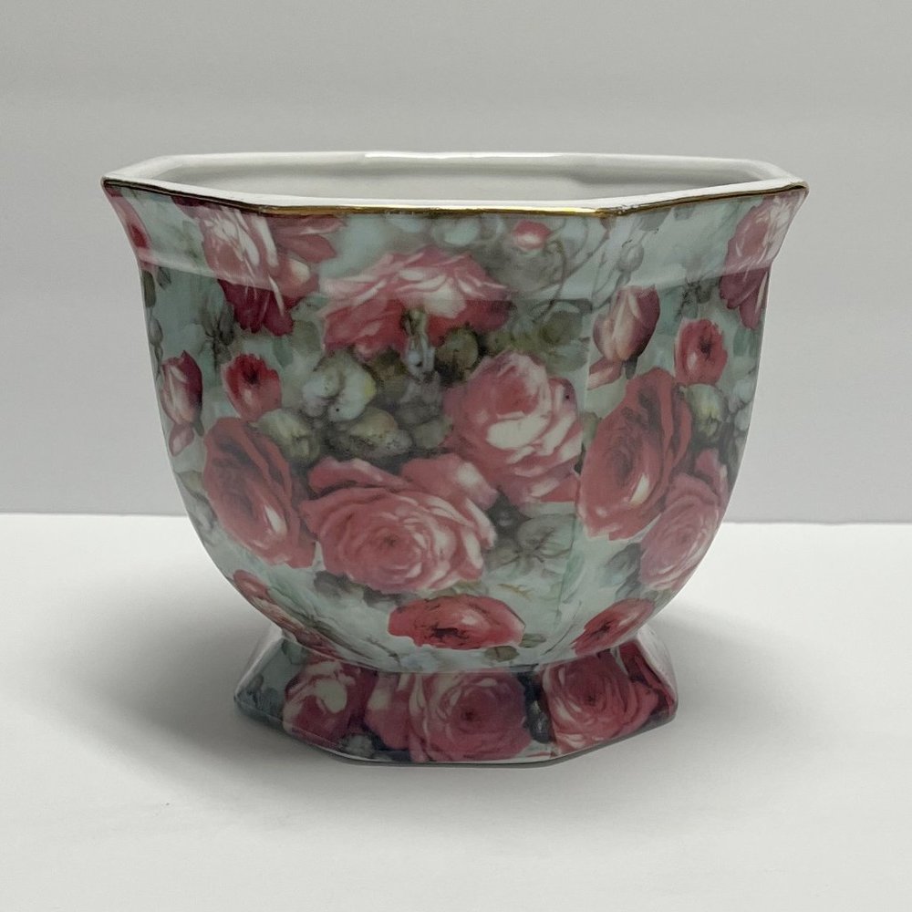Baum Bros. Cachepot Planter, Formalities, Pink Rose Chintz, 7" diameter